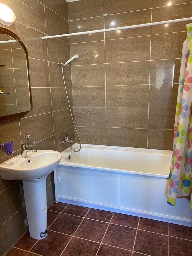 Victoria Hotel Aktau  Extérieur photo