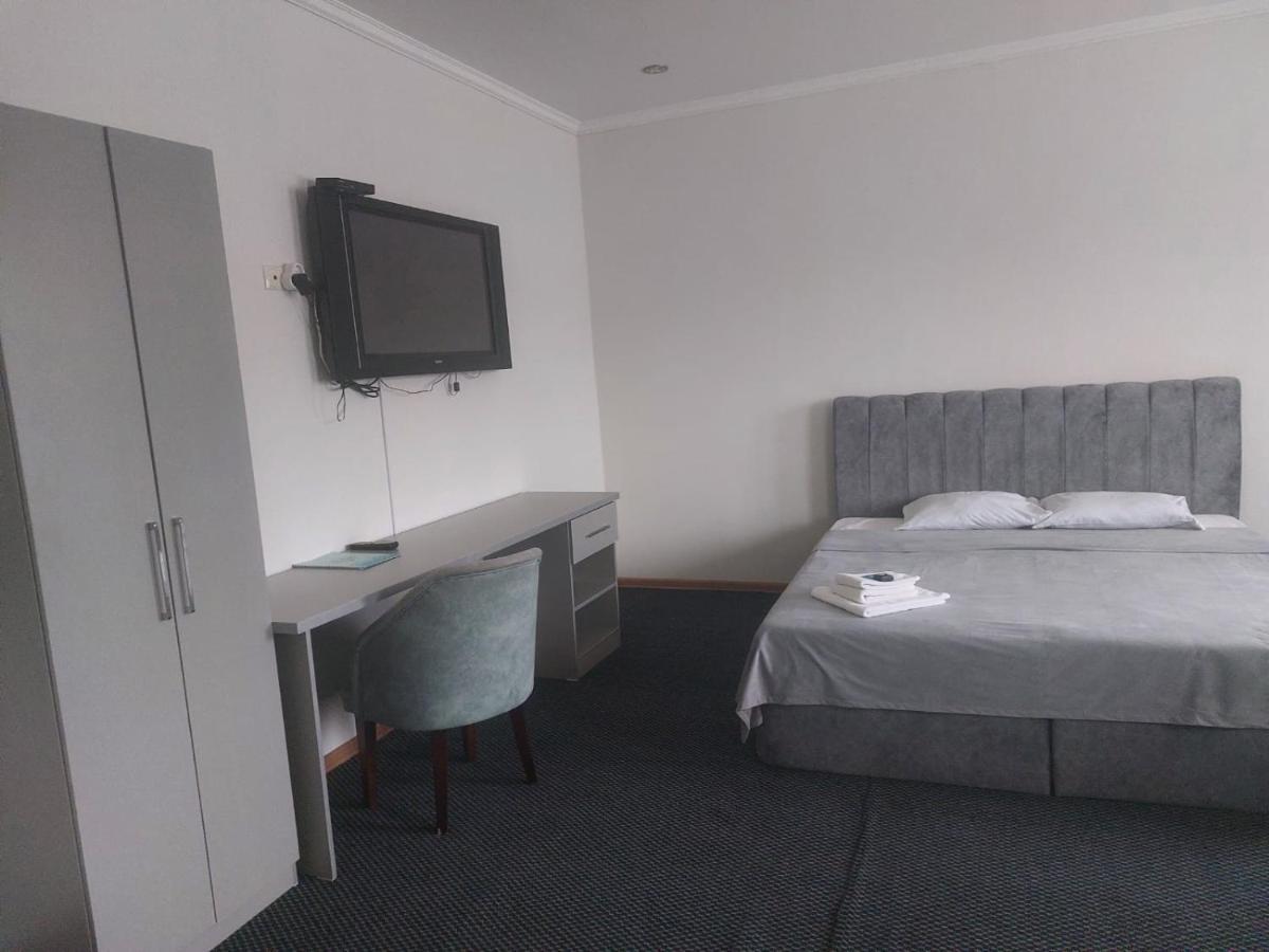 Victoria Hotel Aktau  Extérieur photo